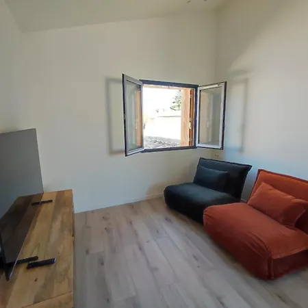 Bel Climatise A Apartment Uzes
