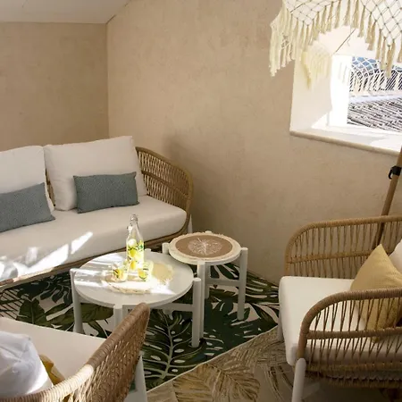 Bel Climatise A Apartment Uzes