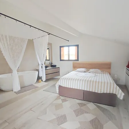 דירה Bel Climatise A Uzès